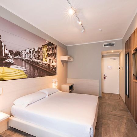 VIVA Hotel Milano Esterno foto