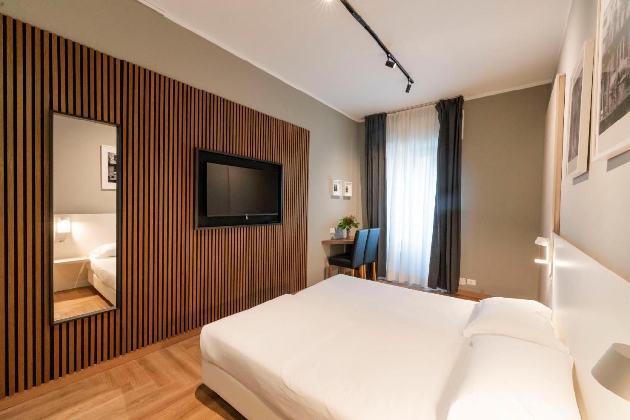VIVA Hotel Milano Esterno foto