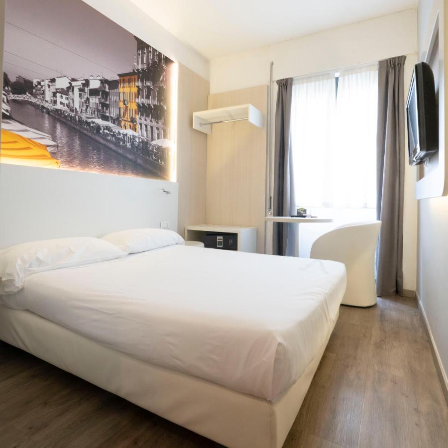 VIVA Hotel Milano Esterno foto