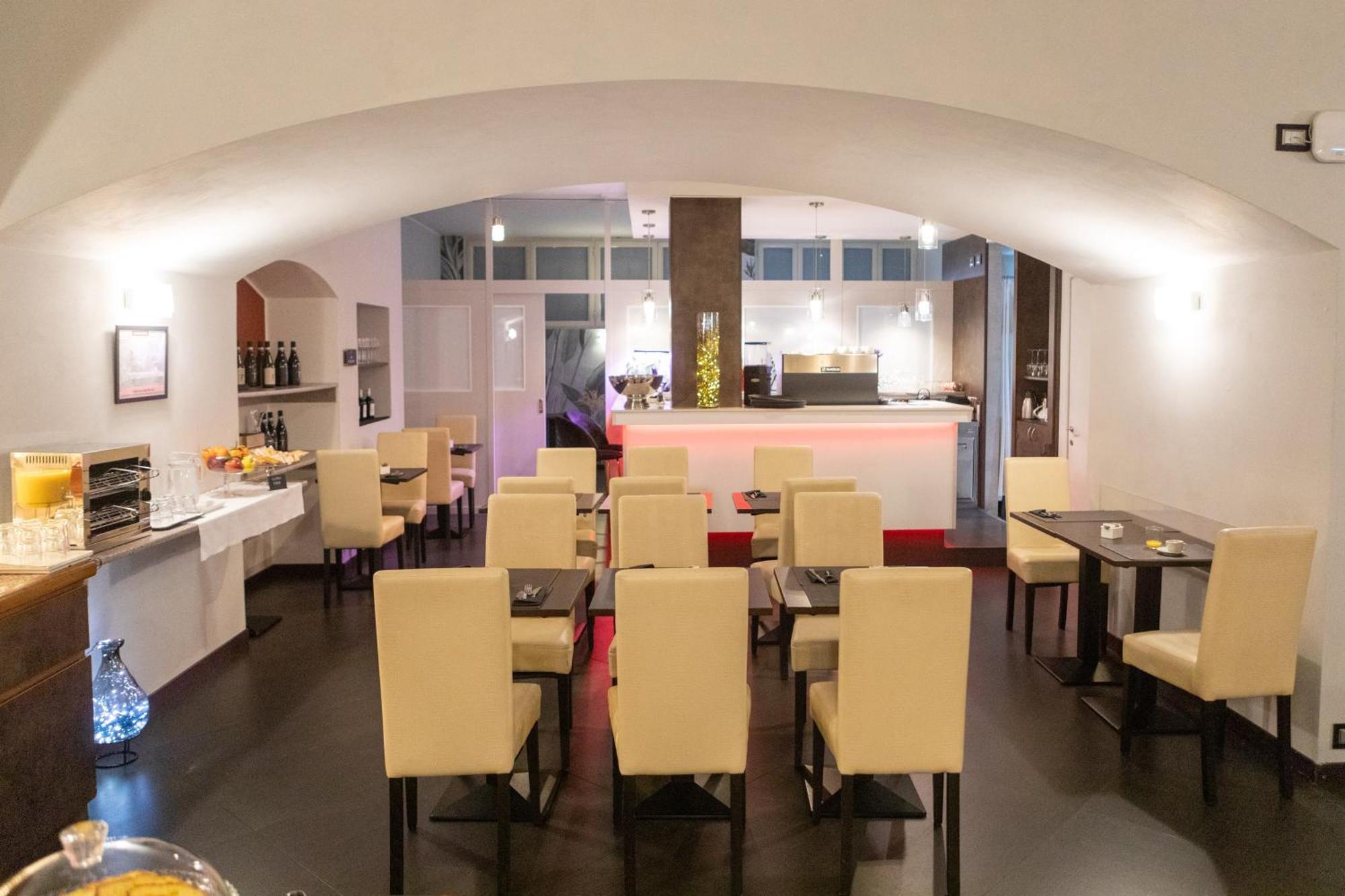 VIVA Hotel Milano Esterno foto