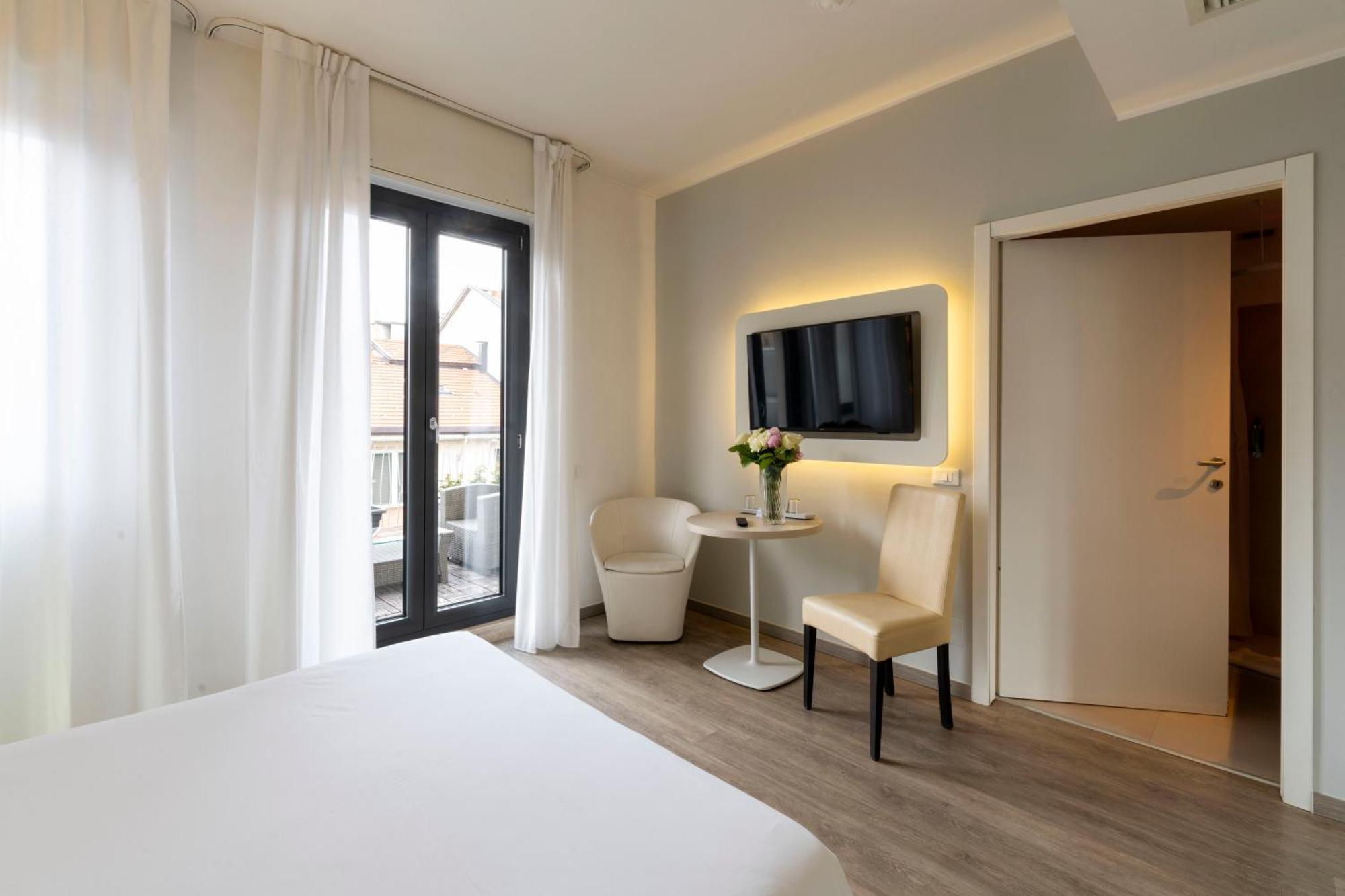 VIVA Hotel Milano Esterno foto
